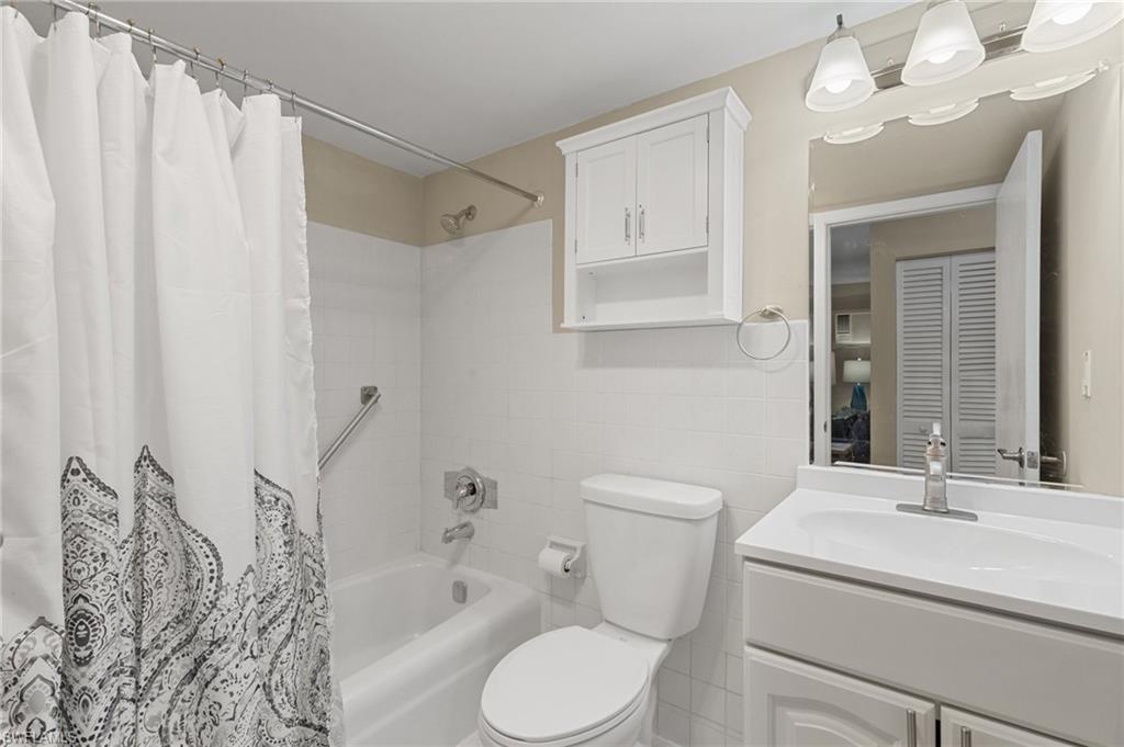 167 N Collier Blvd # D5 Property Photo 15