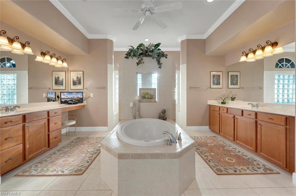 5044 Castlerock Way Property Photo 12