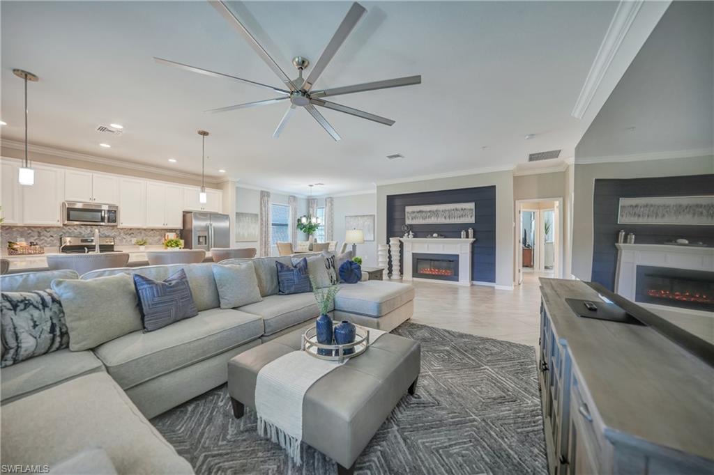 12015 Hawthorn Lake Dr # 202 Property Photo 5