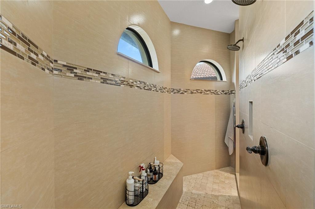 2108 Sw 38th Ter Property Photo 23