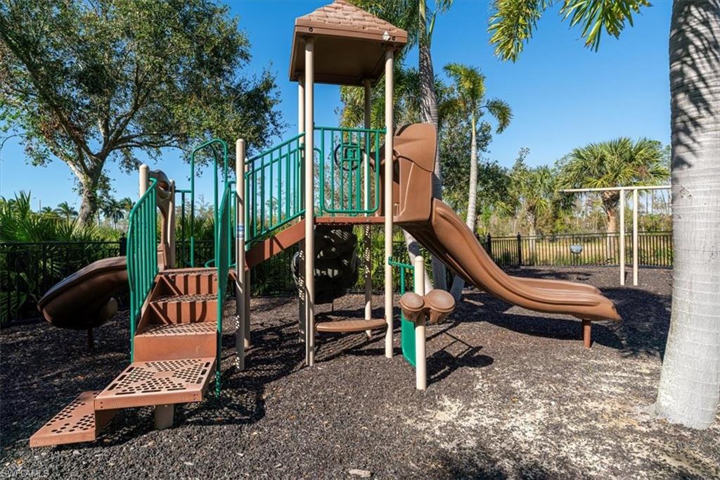 20256 Black Tree Ln Property Photo 49