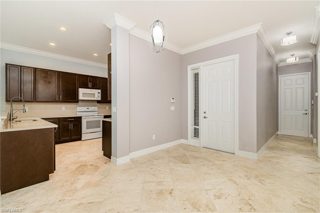 11724 Meadowrun Cir Property Photo 2