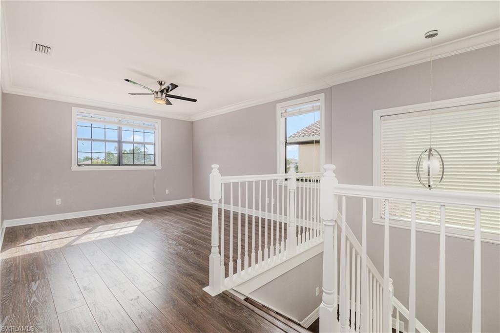 11724 Meadowrun Cir Property Photo 6