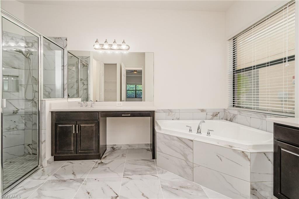 11724 Meadowrun Cir Property Photo 12
