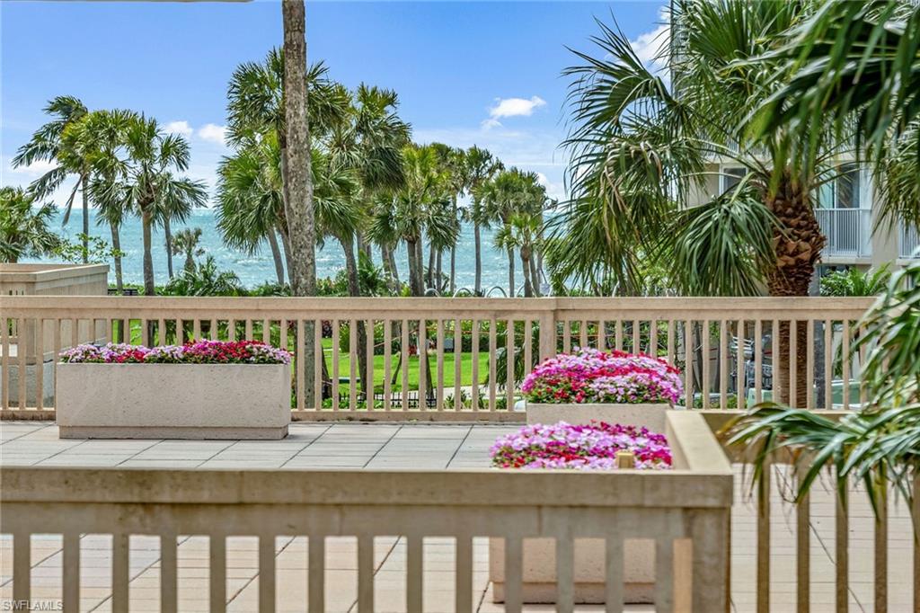 4031 Gulf Shore Blvd N # 22 Property Photo 23