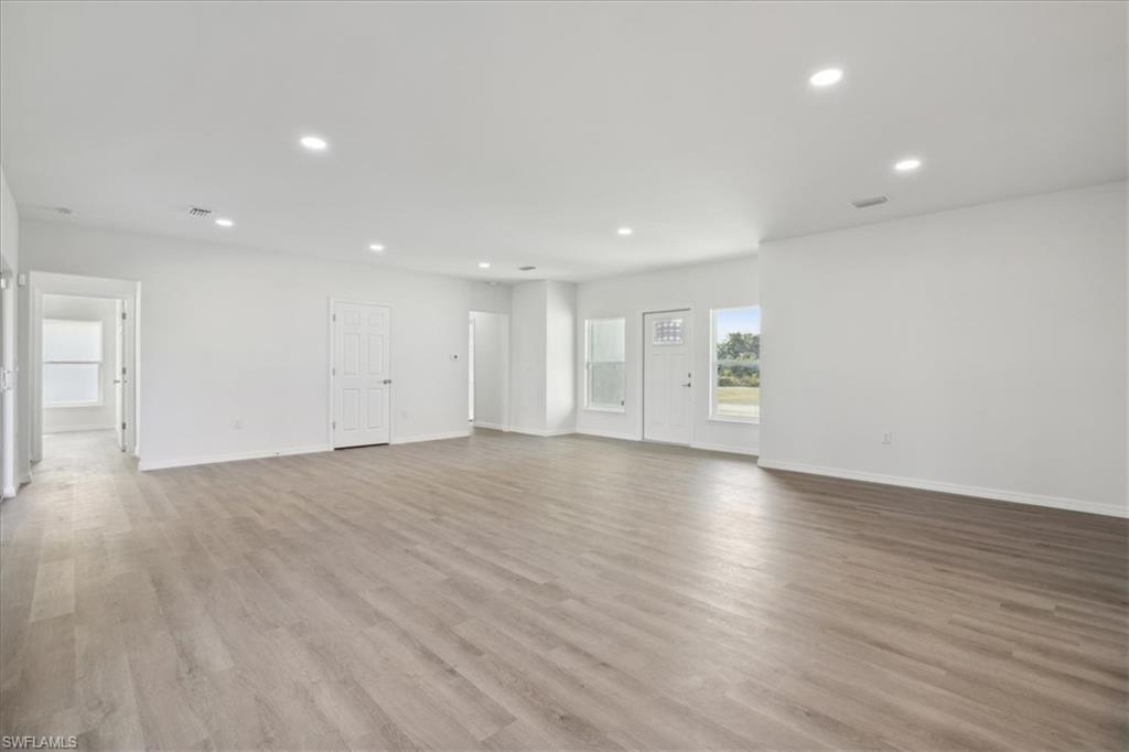 181 Karlow Ave Property Photo 9
