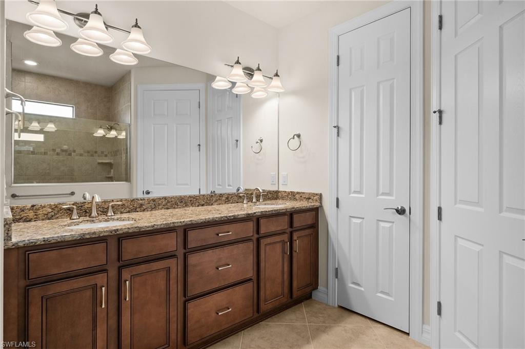 14650 Laguna Dr Property Photo 31