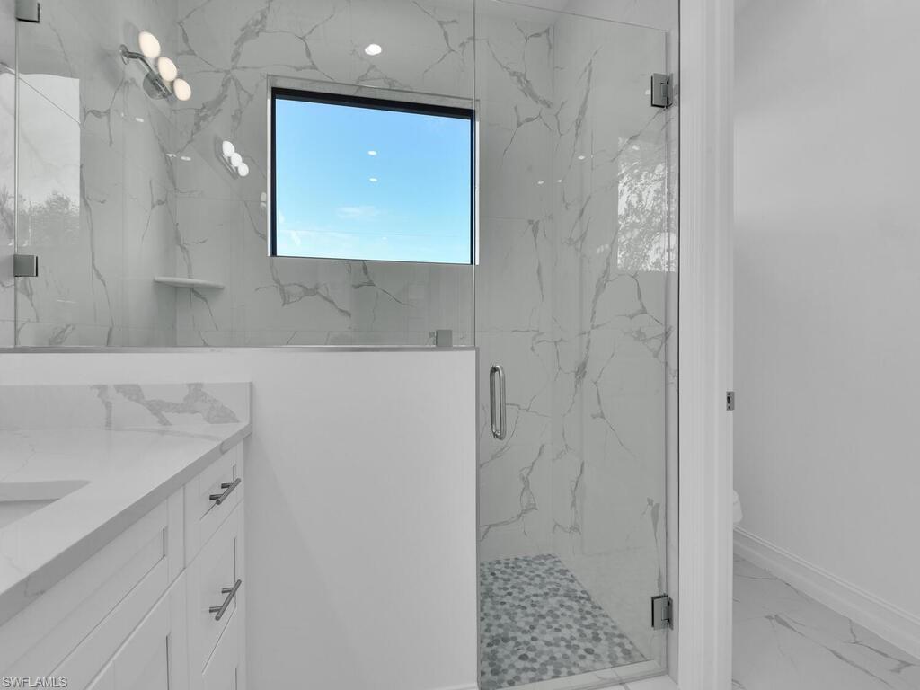 2507 49th St W Property Photo 17
