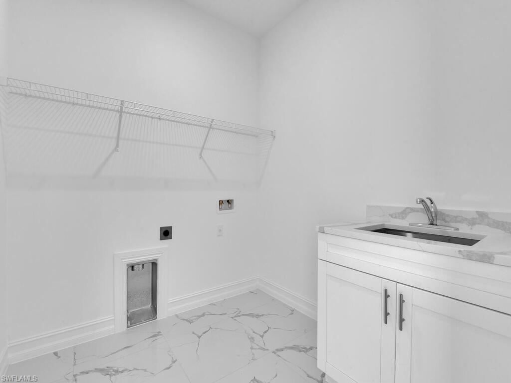 2507 49th St W Property Photo 33