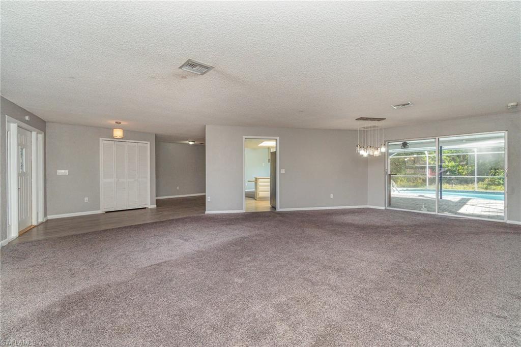 8820 Fordham St Property Photo 7