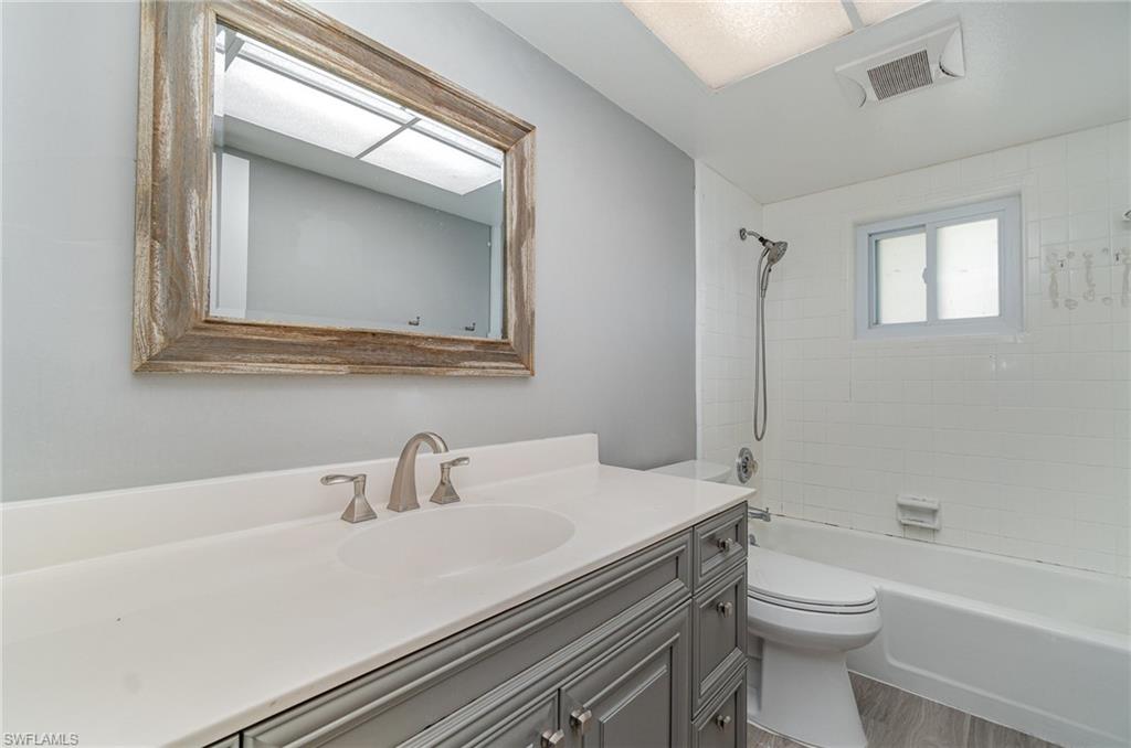 8820 Fordham St Property Photo 18