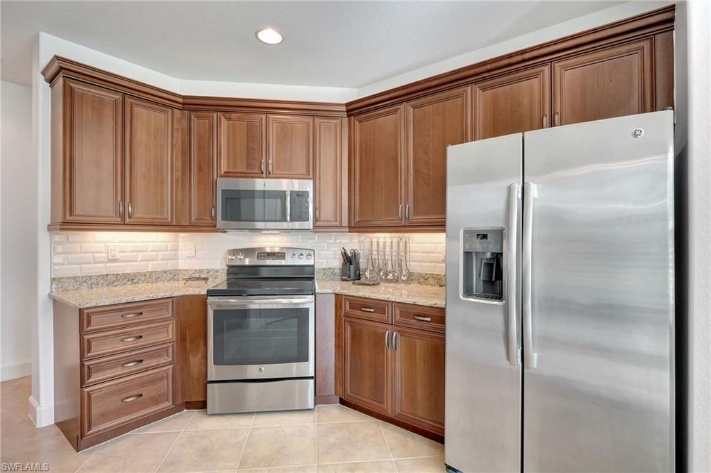 8060 Players Cove Dr # 101 Property Photo 10