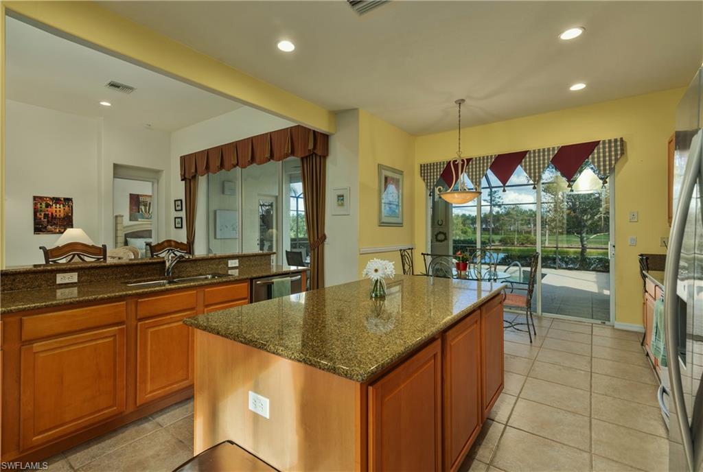 9055 Prosperity Way Property Photo 5