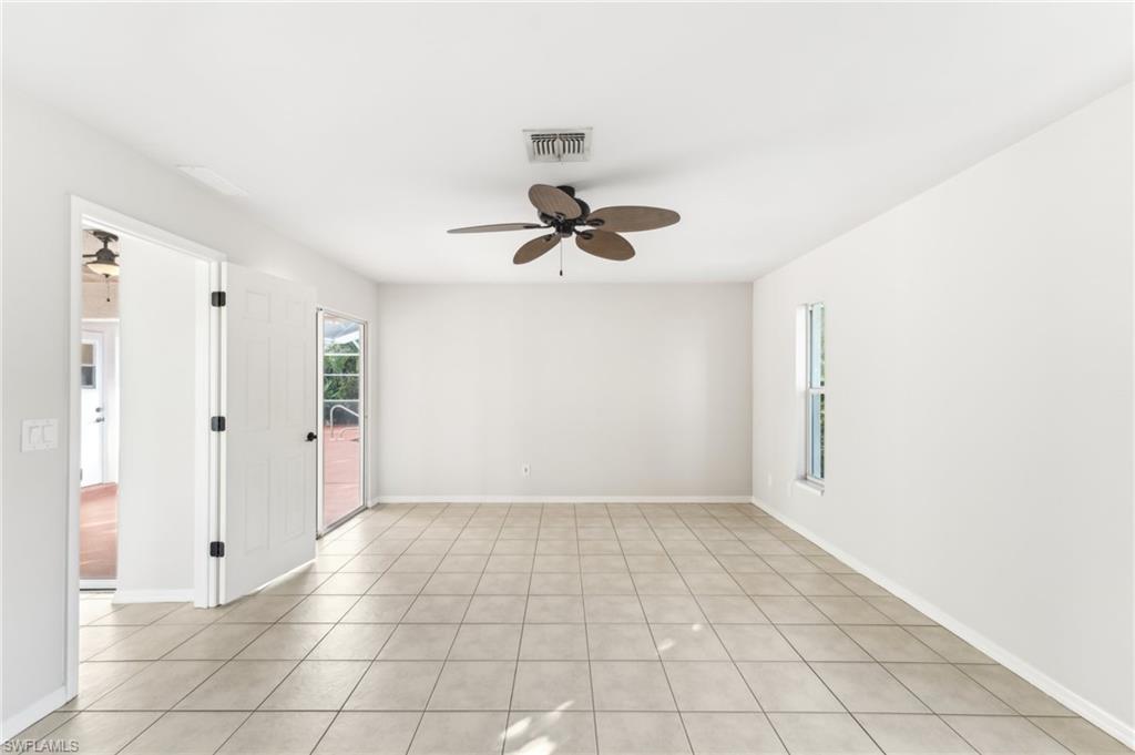 926 Sw 37th St Property Photo 12