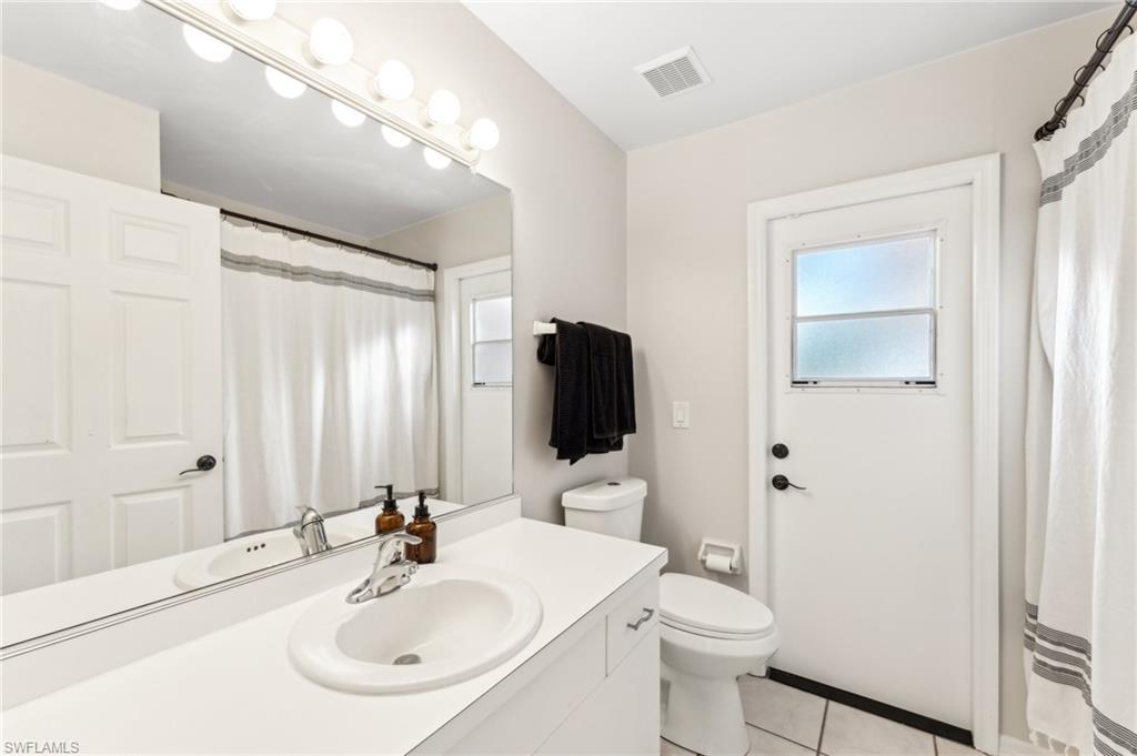 926 Sw 37th St Property Photo 18