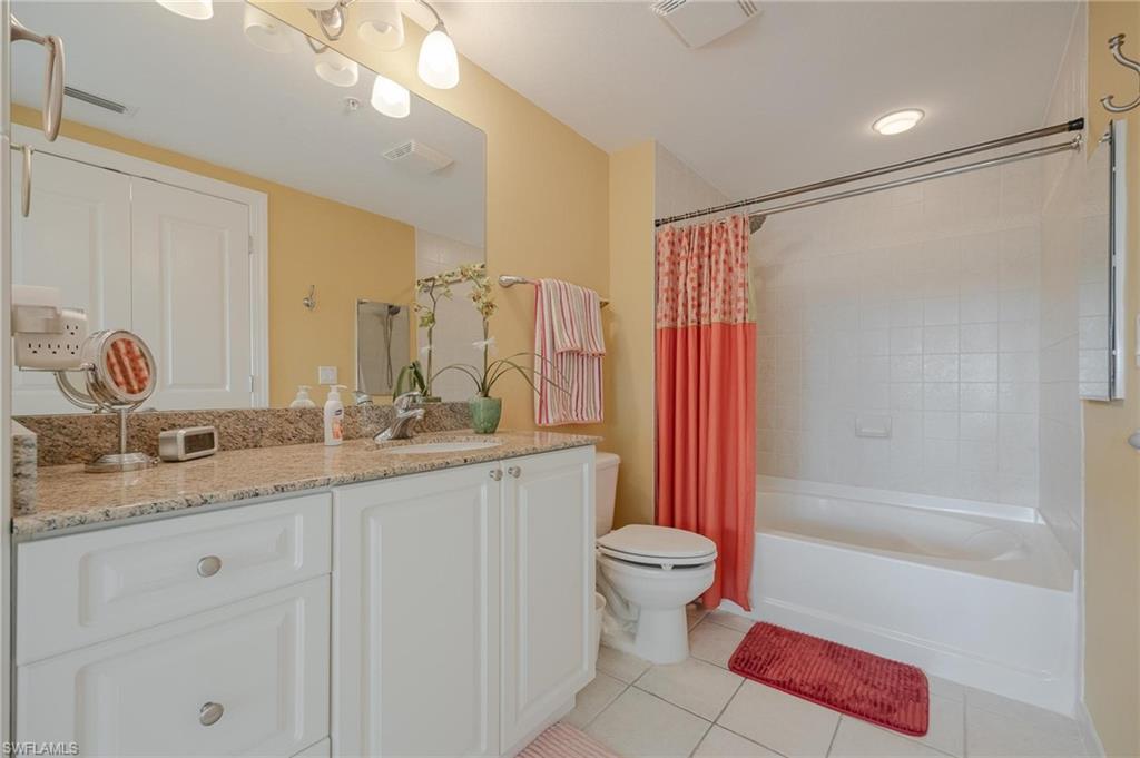 2825 Palm Beach Blvd # 214 Property Photo 8