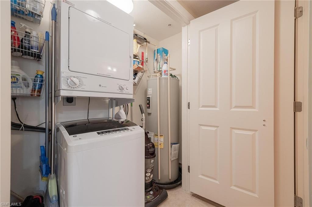2825 Palm Beach Blvd # 214 Property Photo 15