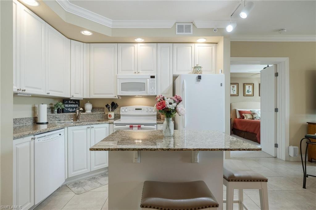 2825 Palm Beach Blvd # 214 Property Photo 20