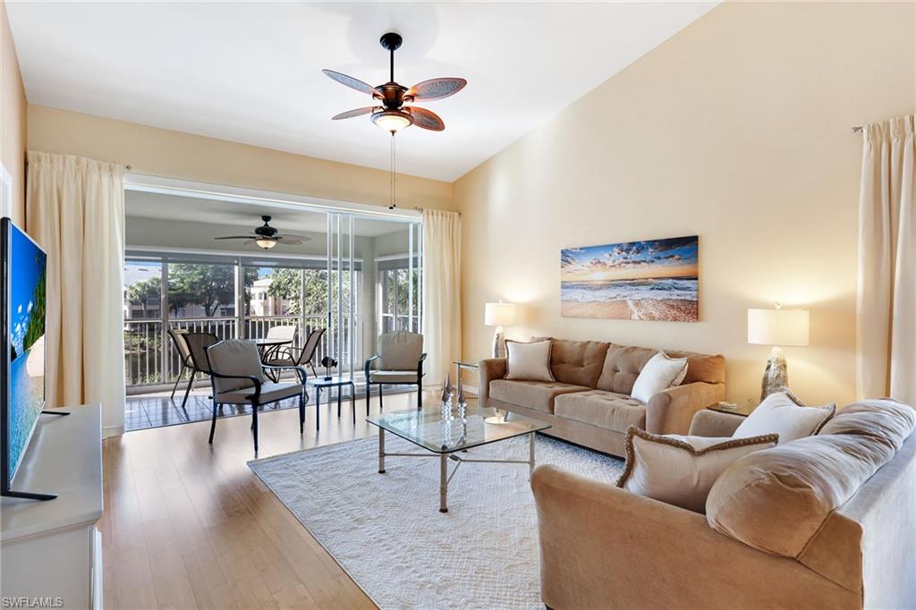 752 Wiggins Lake Dr # 202 Property Photo 1