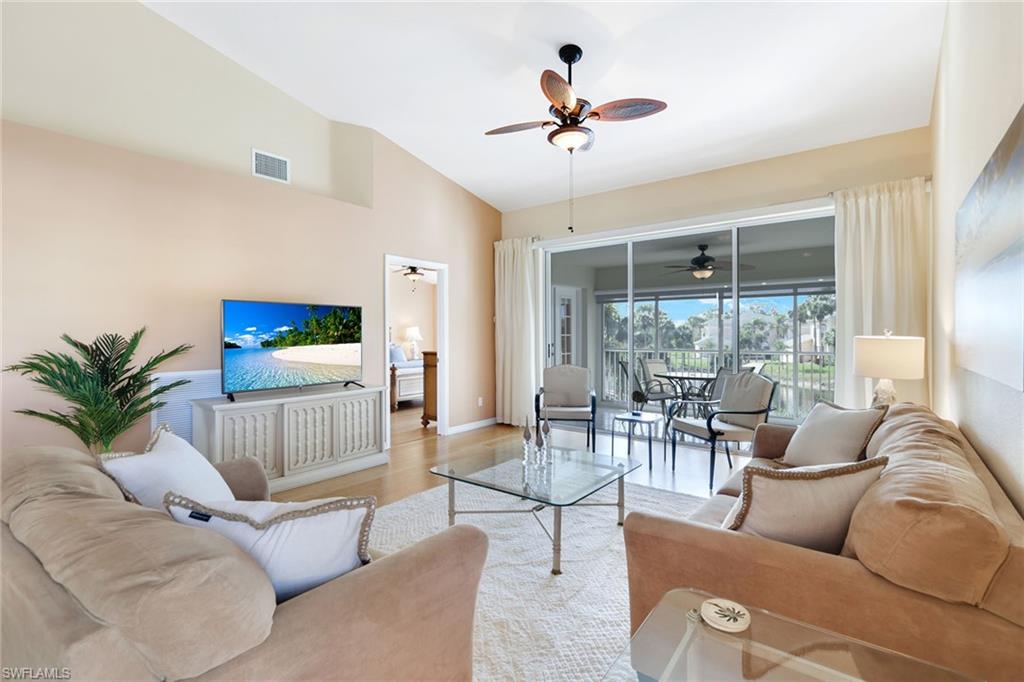 752 Wiggins Lake Dr # 202 Property Photo 18