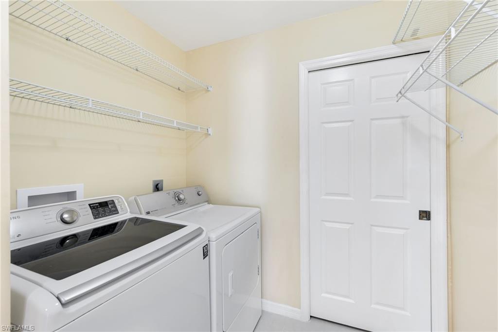 752 Wiggins Lake Dr # 202 Property Photo 20
