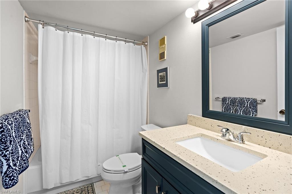 440 Seaview Ct # 311 Property Photo 16