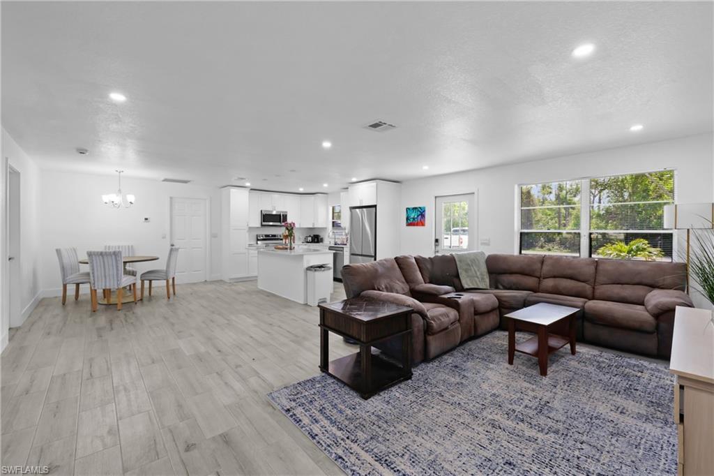 3680 Gasparilla St Property Photo 8