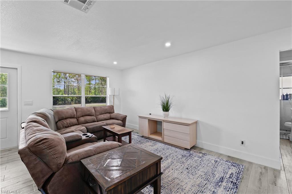 3680 Gasparilla St Property Photo 9