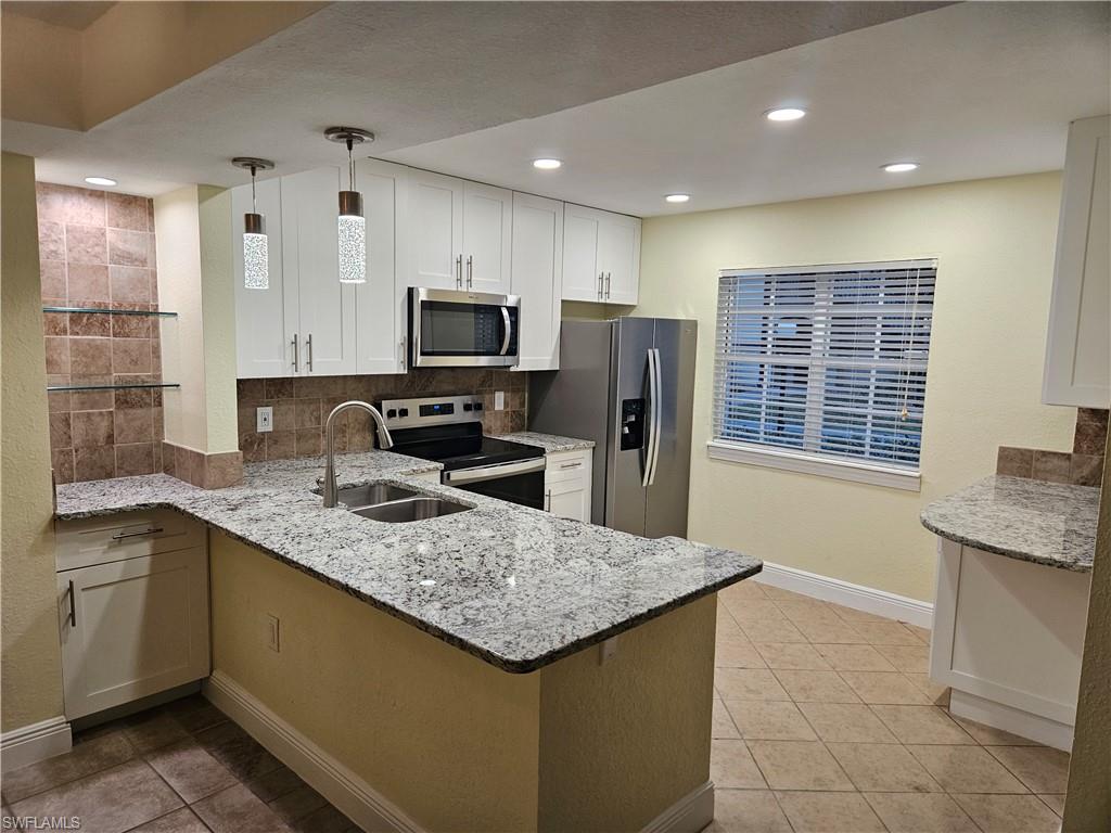 3419 Winkler Ave # 503 Property Photo 3