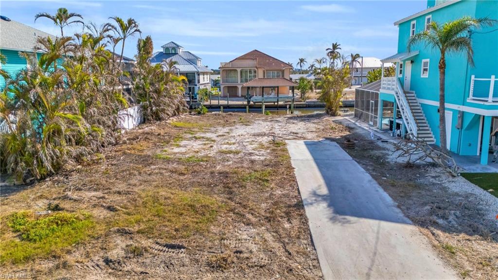 200 Curlew St Property Photo 11