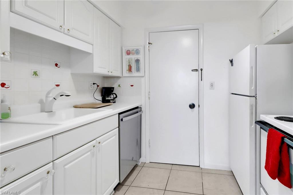 220 Seaview Ct # 316 Property Photo 5