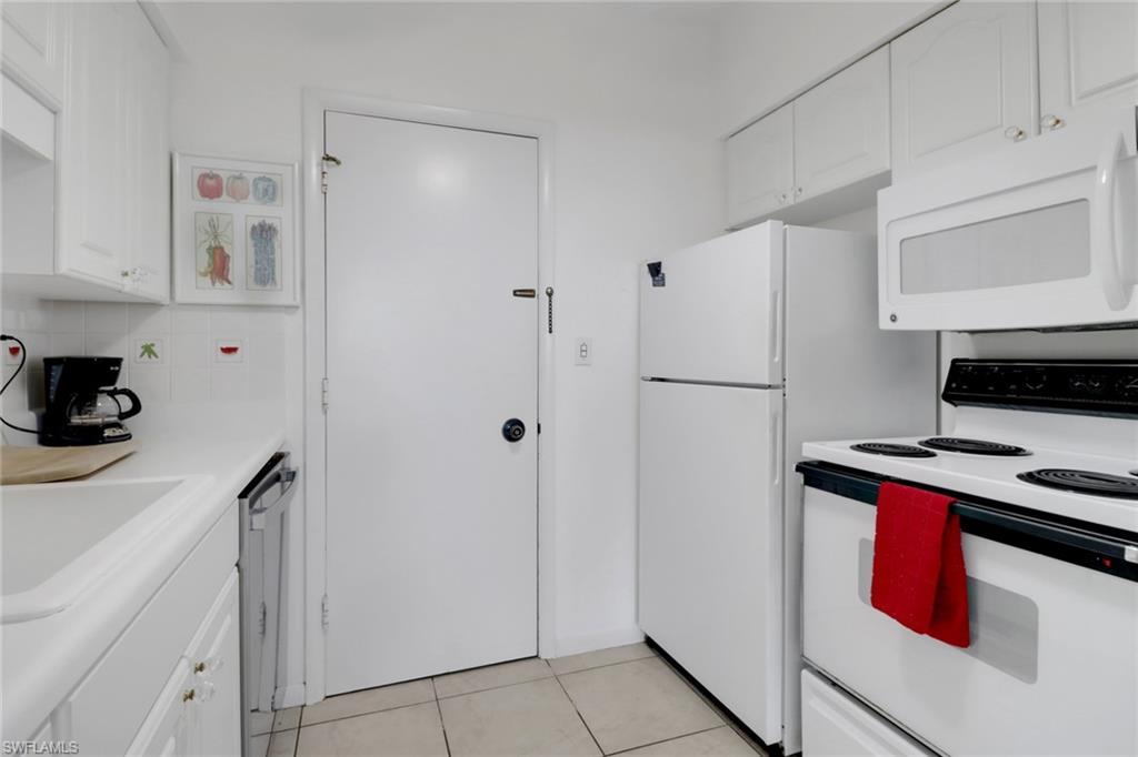 220 Seaview Ct # 316 Property Photo 6