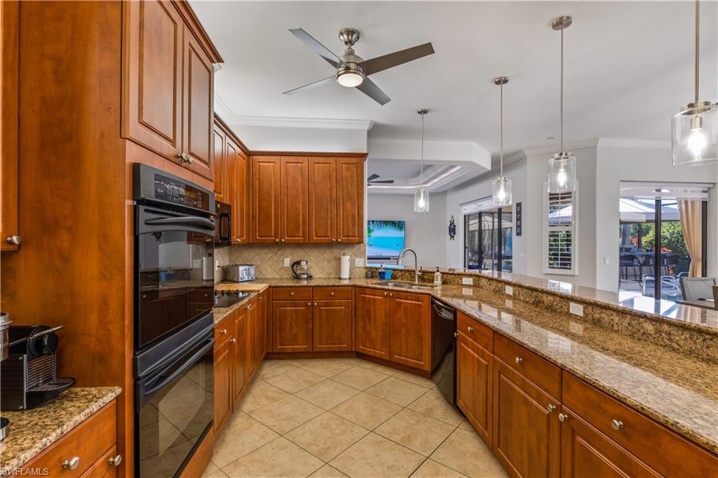 28424 Del Lago Way Property Photo 13
