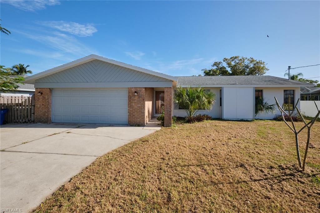 1374 Harbor View Dr Property Photo 1