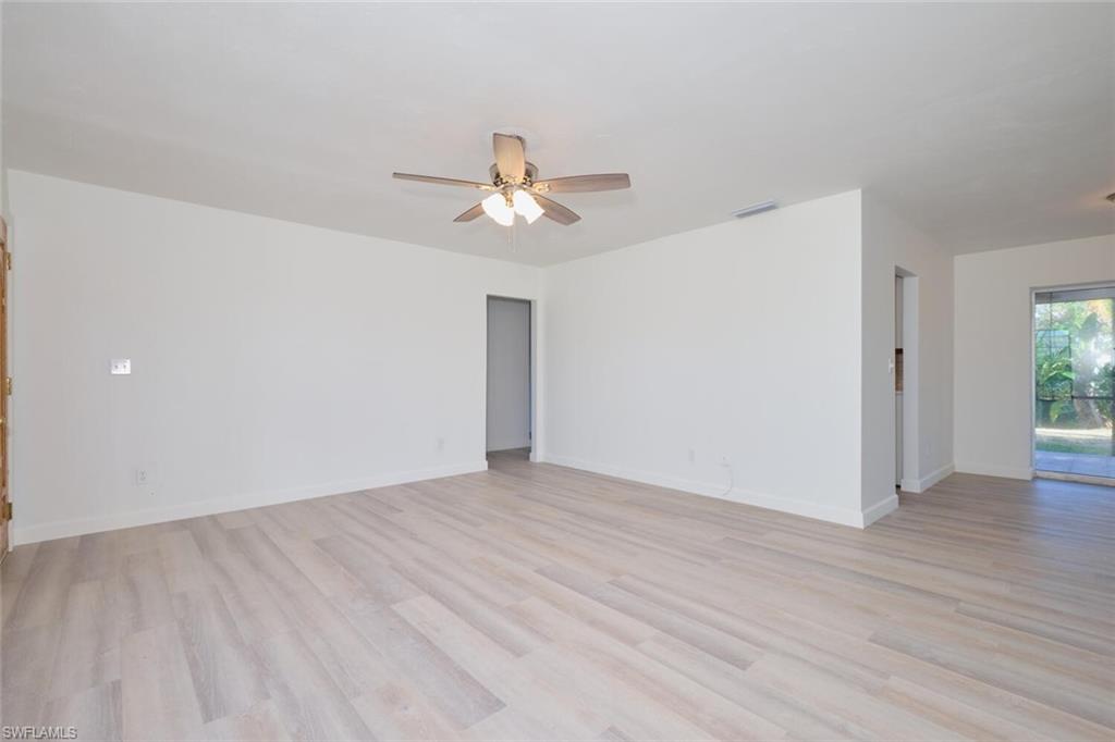1374 Harbor View Dr Property Photo 8