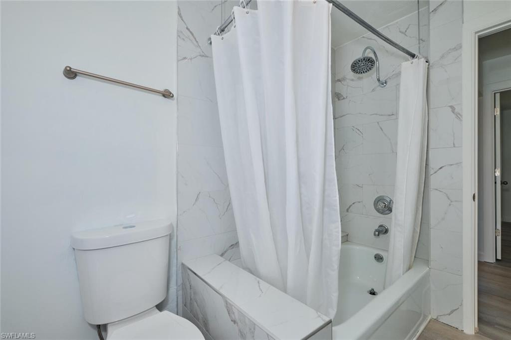 1374 Harbor View Dr Property Photo 20