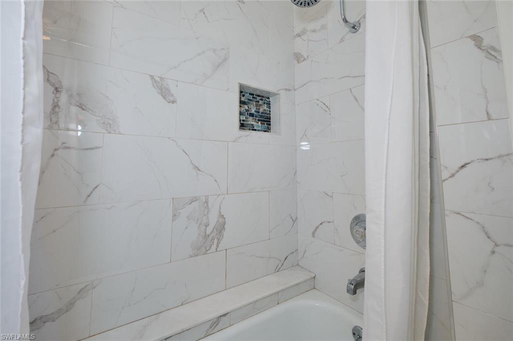 1374 Harbor View Dr Property Photo 21