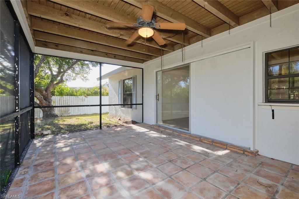 1374 Harbor View Dr Property Photo 34