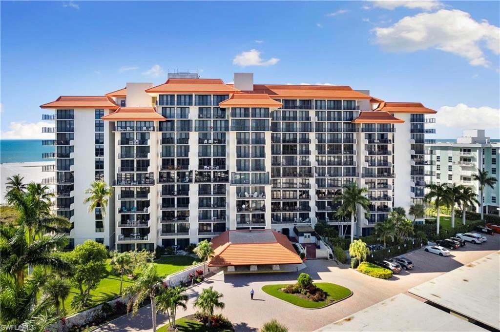 180 Seaview Ct # 212 Property Photo 1