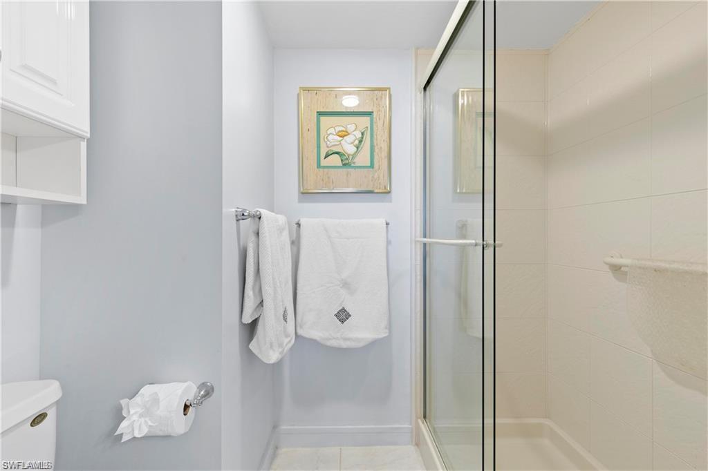 180 Seaview Ct # 212 Property Photo 18