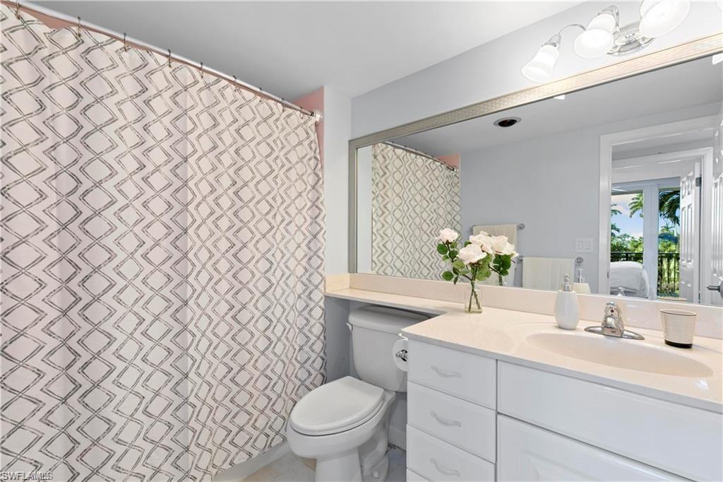 180 Seaview Ct # 212 Property Photo 22