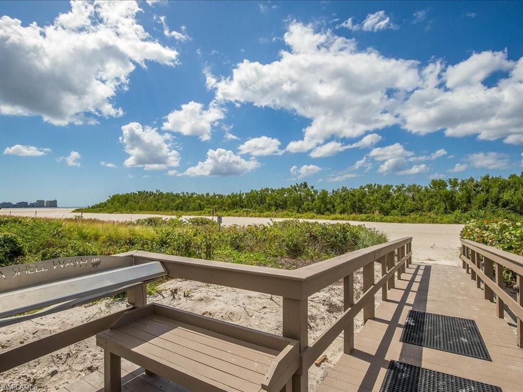 380 Seaview Ct # 908 Property Photo 21