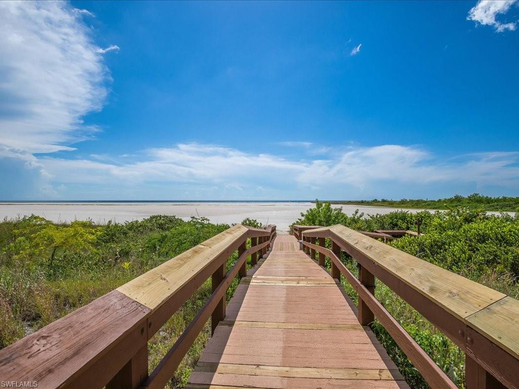 380 Seaview Ct # 908 Property Photo 22