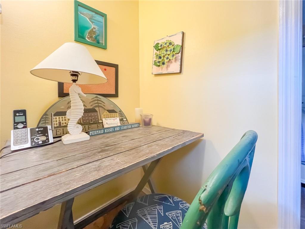 564 Coral Cir Property Photo 26