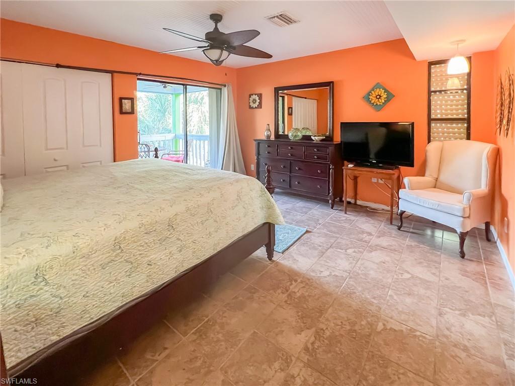 564 Coral Cir Property Photo 28