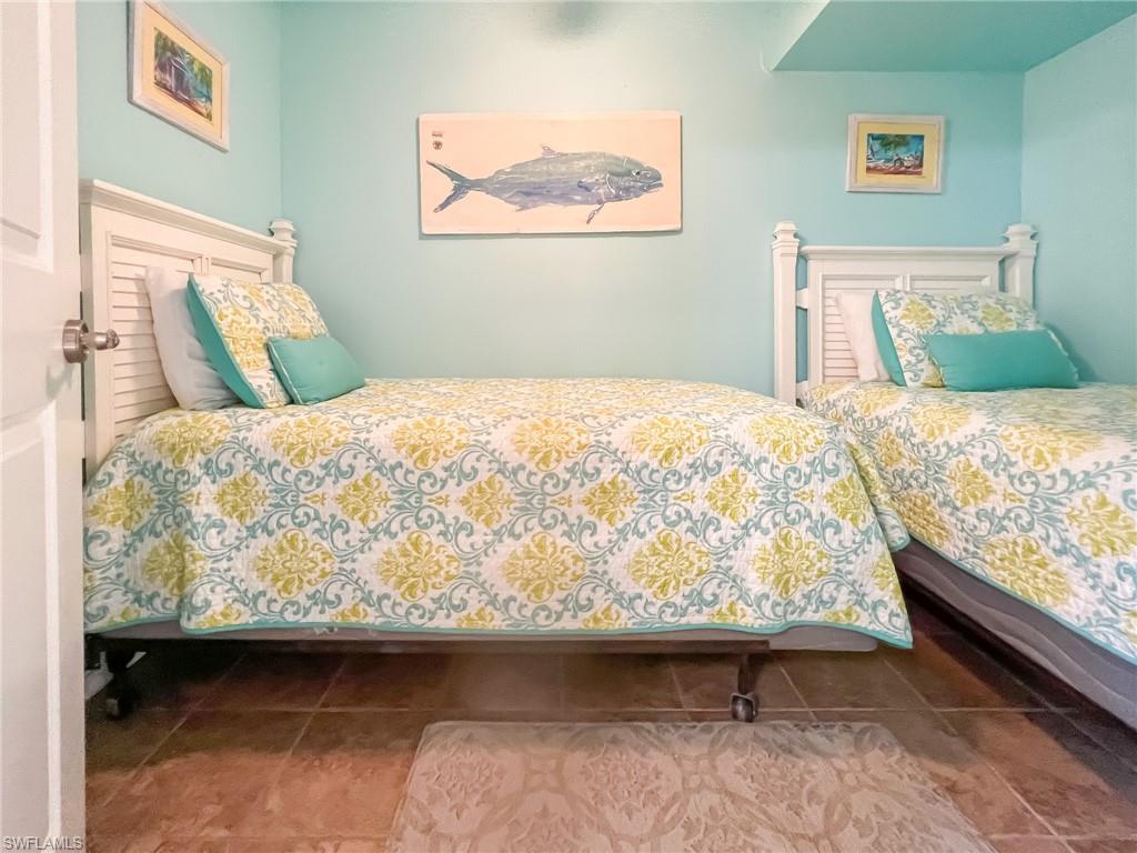 564 Coral Cir Property Photo 33