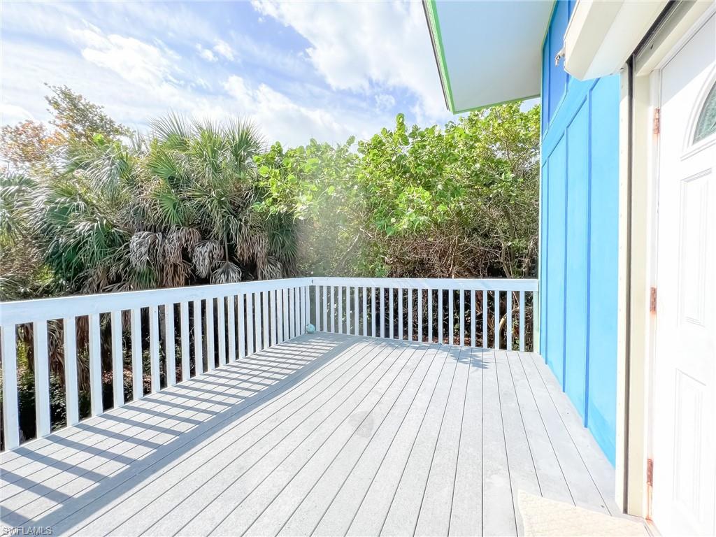 564 Coral Cir Property Photo 42