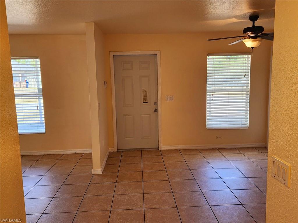 208/210 Ichabod Ave Property Photo 6