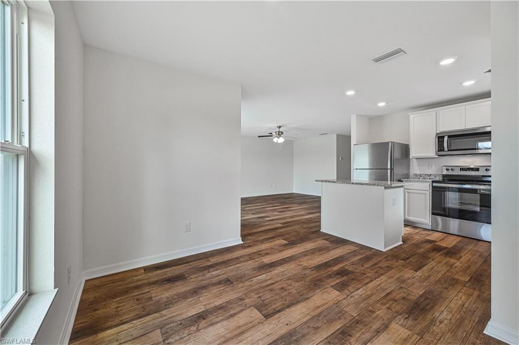 1346 Bush St W Property Photo 11