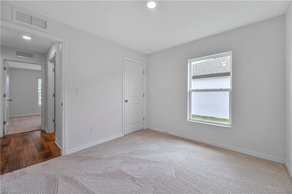 1346 Bush St W Property Photo 19